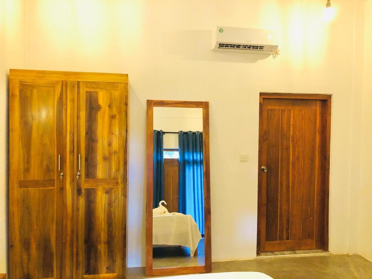 Surf Gangs Arugambay Hotel Arugam Bay Luaran gambar