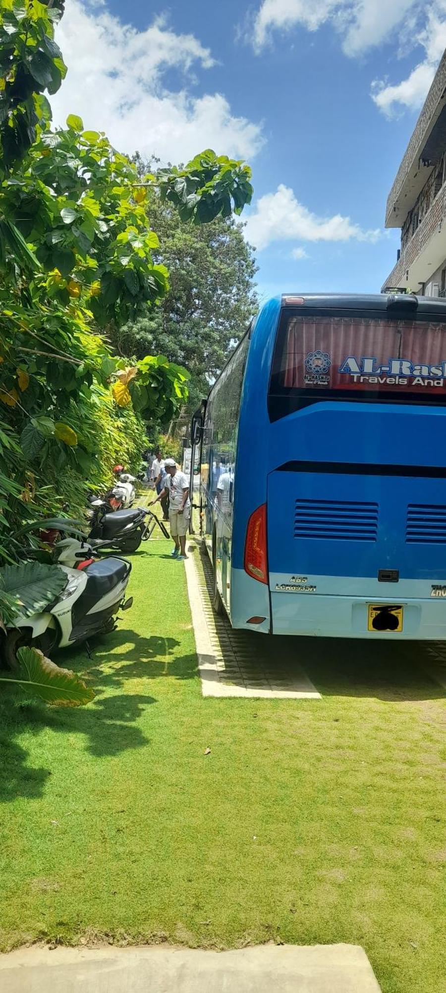 Surf Gangs Arugambay Hotel Arugam Bay Luaran gambar