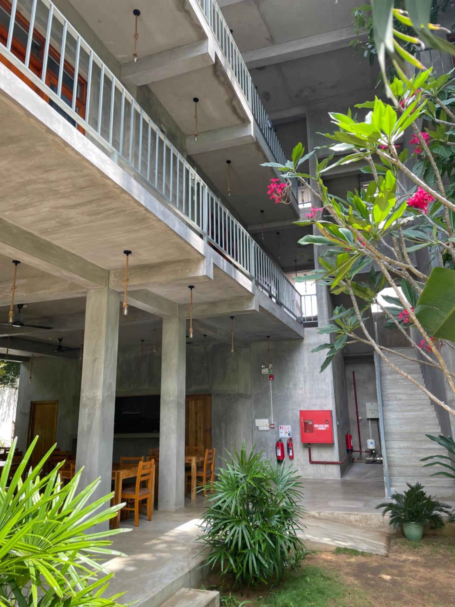 Surf Gangs Arugambay Hotel Arugam Bay Luaran gambar